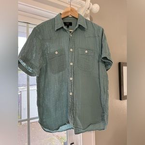 FRYE Adrian linen button down short sleeve shirt / stone blue / size S